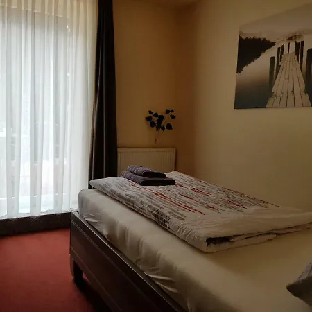 Zwei Linden Hotel Ottendorf-Okrilla